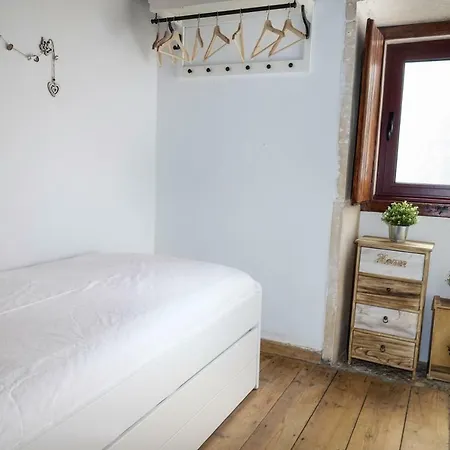 Casa Da Cisterna Velha Feriehus *